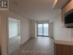 1010 Sandy Beach Rd in Pickering, ON - Building Photo - Building Photo