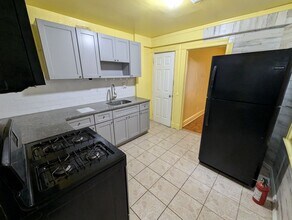 254 N 19th St in East Orange, NJ - Foto de edificio - Building Photo