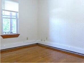 95 Bragdon St, Unit 2 in Boston, MA - Foto de edificio - Building Photo