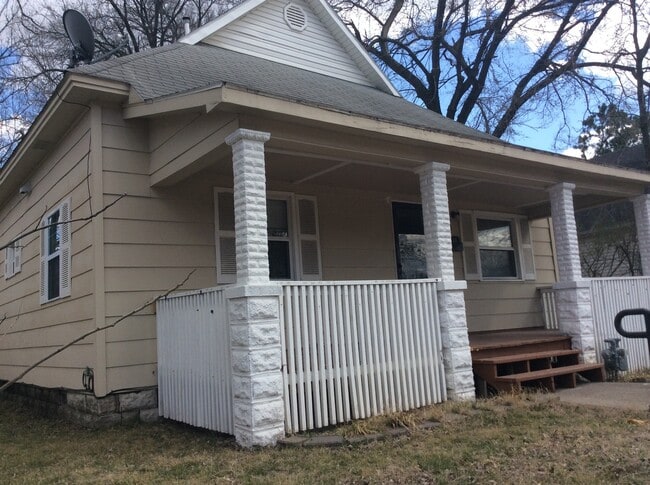 property at 410 N Rouse St
