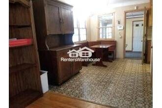984 Shryer Ave W in Roseville, MN - Building Photo - Building Photo