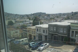 336 Valley St in San Francisco, CA - Building Photo - Building Photo