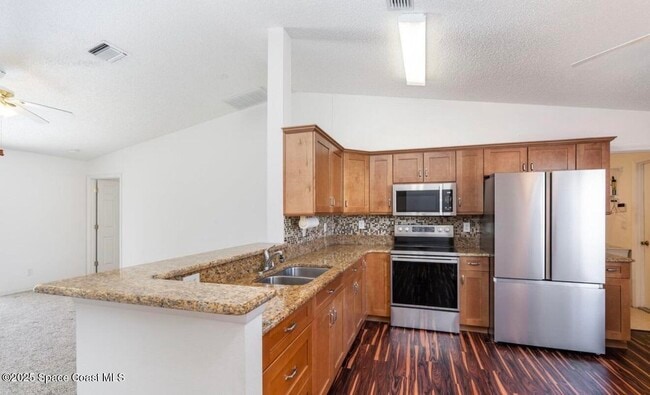 1964 Bayhill Dr in Melbourne, FL - Building Photo - Building Photo