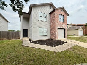 6919 Waterfall Pass in Converse, TX - Building Photo - Building Photo