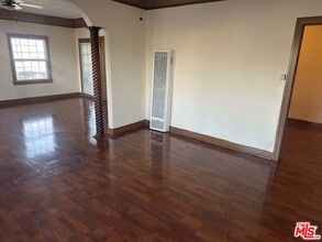 2215 7th Ave in Los Angeles, CA - Building Photo - Building Photo