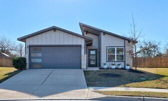 100 Deserti Rd in Leander, TX - Building Photo