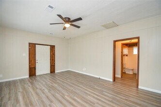 106 W Gray St in Houston, TX - Building Photo - Building Photo