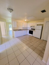 2425 Daniel Ave in Lehigh Acres, FL - Building Photo - Building Photo