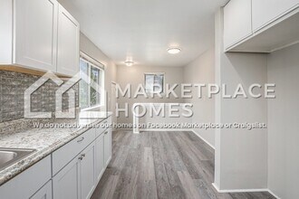 22004 Donald Ave in Eastpointe, MI - Building Photo - Building Photo