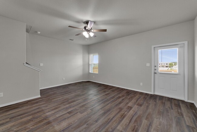 195 Marigold Pl in San Antonio, TX - Building Photo - Building Photo