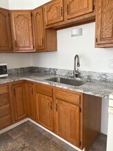 183 Walnut Hill Rd, Unit Left Side in Woonsocket, RI - Building Photo - Building Photo