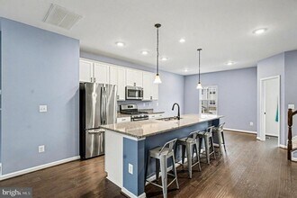 2444 Drake Ln in Fredericksburg, VA - Building Photo - Building Photo