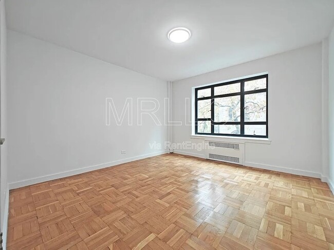 100 Remsen St in Brooklyn, NY - Building Photo - Building Photo