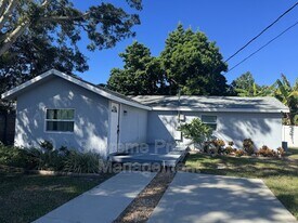 4978 71st St N in St. Petersburg, FL - Building Photo