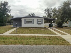 867 Chippendale St in Deltona, FL - Building Photo