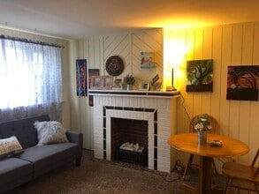 62 Days Park, Unit 1 in Buffalo, NY - Building Photo - Building Photo