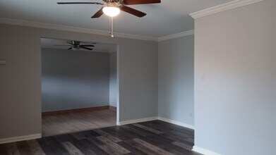 5843 Beldart St in Houston, TX - Building Photo - Building Photo