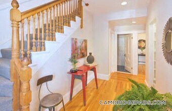 1000 Memorial Dr in Cambridge, MA - Building Photo - Building Photo