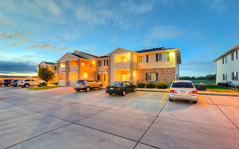 Sandridge Apartments in North Platte, NE - Building Photo