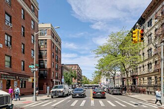 145 Wadsworth Ave in New York, NY - Building Photo - Building Photo