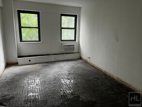 EAST 69 STREET in New York, NY - Building Photo - Building Photo