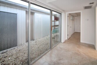 633 Alhambra Rd in Venice, FL - Building Photo - Building Photo