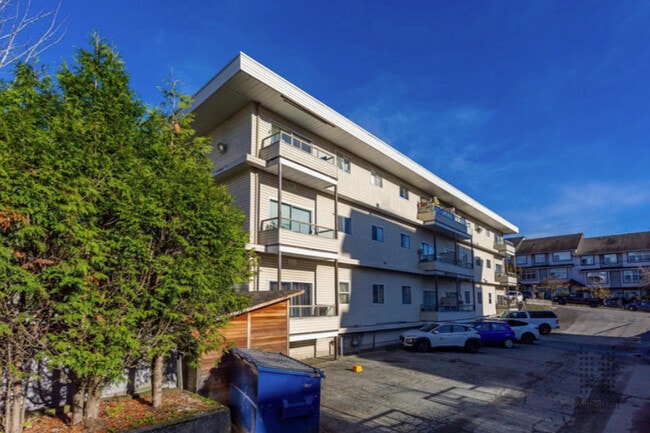 Maple Ridge Central Apartments