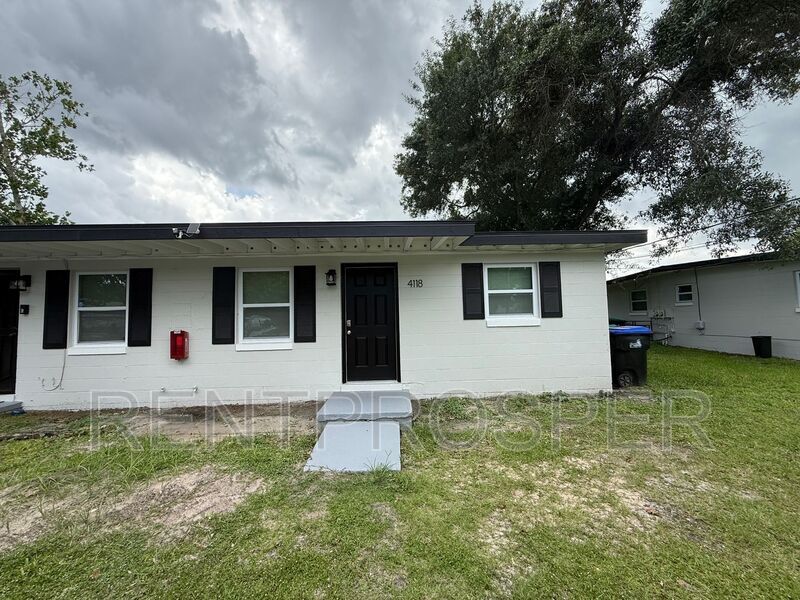 4118 W Washington St in Orlando, FL - Building Photo