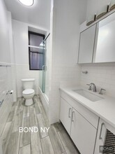 200 W 58th St in New York, NY - Building Photo - Building Photo