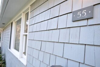 55 Vinton Ave in Cranston, RI - Building Photo - Building Photo