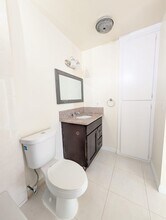 1340 W 85th St, Unit #3 in Los Angeles, CA - Building Photo - Building Photo