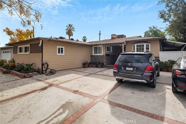 property at 12540 Barbara Ann St
