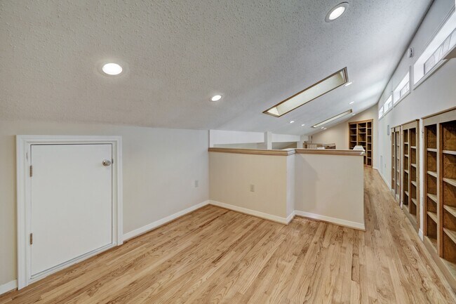 12811 Ashford Hills Dr in Houston, TX - Foto de edificio - Building Photo