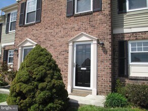 8 Coventry Ct in Blue Bell, PA - Building Photo - Building Photo