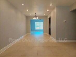 220 Orangeview Ln in Lakeland, FL - Building Photo - Building Photo