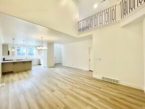 13961 S Champlin Peak Dr in Herriman, UT - Building Photo - Building Photo