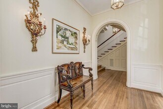 2425 California St NW in Washington, DC - Building Photo - Building Photo