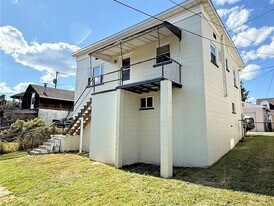 143 5th Ave in Charleston, WV - Building Photo