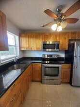 8400 Sunrise Lakes Blvd in Sunrise, FL - Building Photo - Building Photo