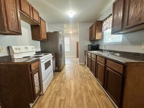 1620 5th St in Lake Charles, LA - Building Photo - Building Photo