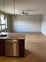 1032 N Washington Ave, Unit 203 in Scranton, PA - Building Photo