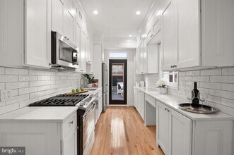 3423 O St NW in Washington, DC - Building Photo - Building Photo