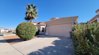 11512 Porfirio Payan Dr in El Paso, TX - Building Photo - Building Photo