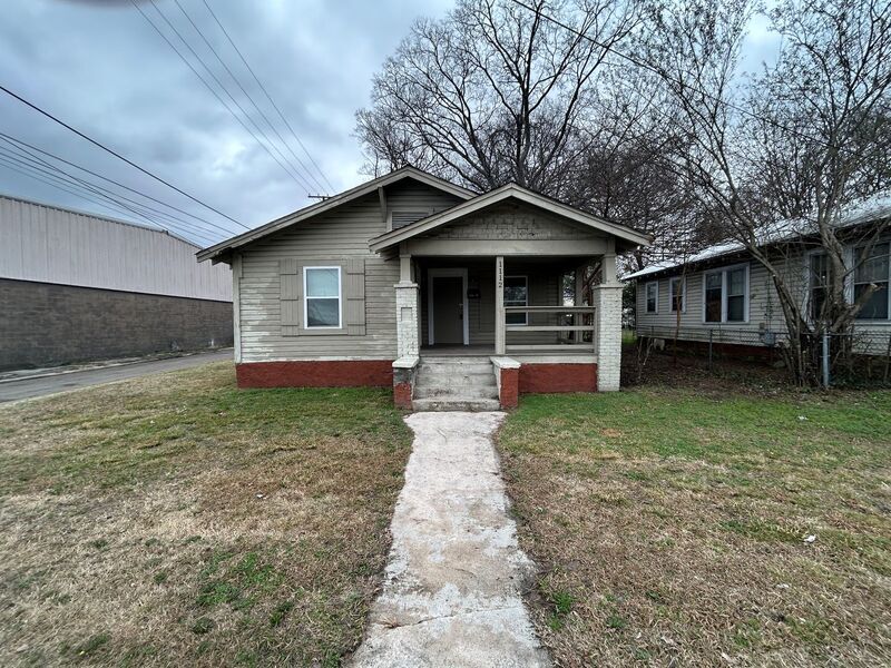 1112 Elm Ave in Birmingham, AL - Building Photo