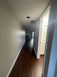 4444 Victory Dr photo'