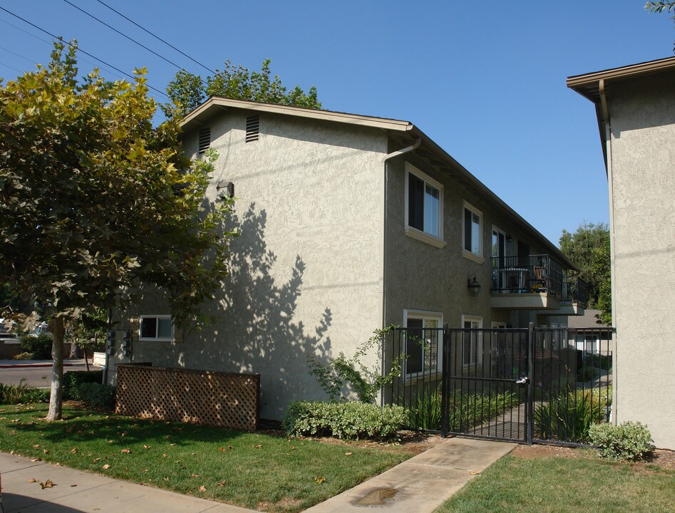 1490 Naranca Ave in El Cajon, CA - Building Photo