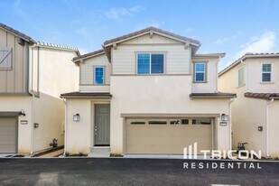 31724 Willowood Way in Menifee, CA - Building Photo