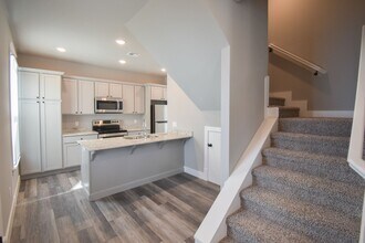 780 S Locust Ave in Fayetteville, AR - Building Photo - Building Photo