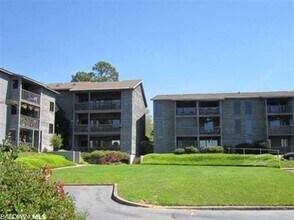 210 S Mobile St in Fairhope, AL - Building Photo - Building Photo