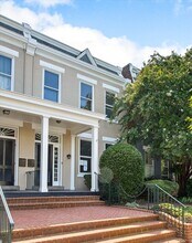2105 Stuart Ave in Richmond, VA - Building Photo - Building Photo
